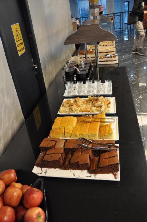 Готель Euro Plaza - Taksim Pera
